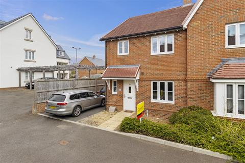 3 bedroom semi-detached house for sale, Lapwing View, Hailsham