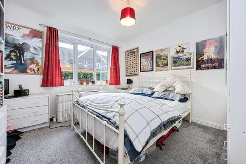 1 bedroom apartment for sale, Crowe Road, Bedford