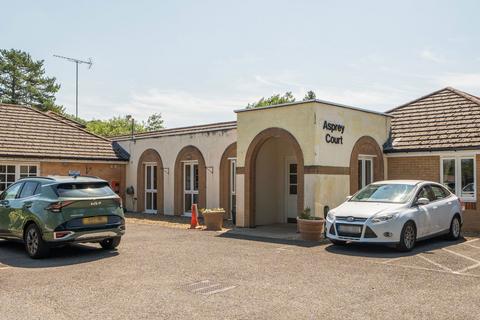 1 bedroom flat for sale, Stafford Road, Flat 7, Caterham, CR3 6JX