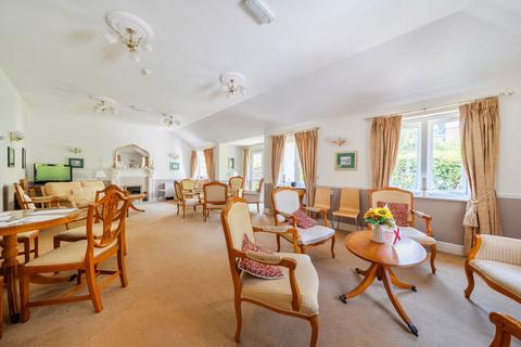 1 bedroom flat for sale, Stafford Road, Flat 7, Caterham, CR3 6JX
