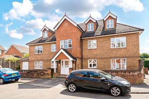 2 bedroom flat for sale, Riverview Gardens, Cobham, KT11
