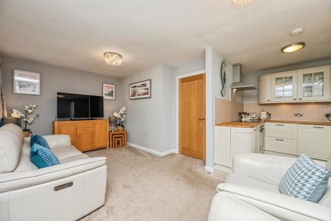 2 bedroom bungalow for sale, Spetchley Road, Worcester, Worcestershire, WR5