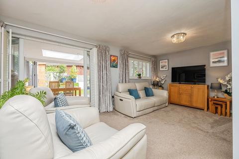 2 bedroom bungalow for sale, Spetchley Road, Worcester, Worcestershire, WR5