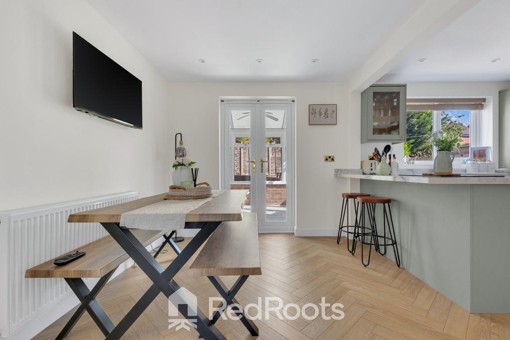 House in Epworth, Carside - More