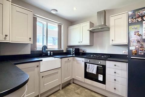 2 bedroom semi-detached bungalow for sale, Underhill Road, Hereford