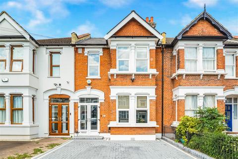 Auckland Road, Ilford