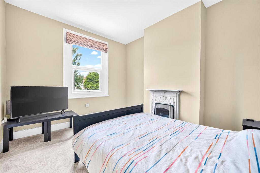 Bedroom, fireplace