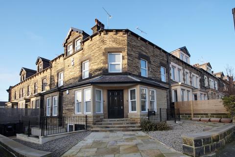 2 bed flat/apartment for rent in Mayfield Grove, Harrogate, HG1