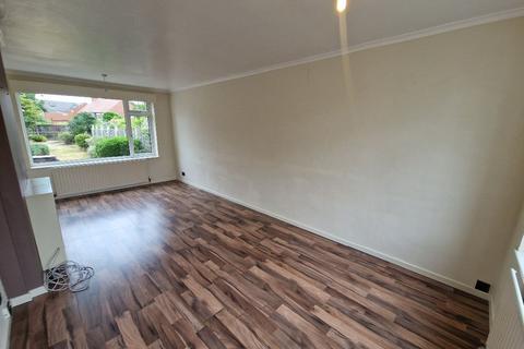 2 bedroom semi-detached house to rent, Nursery Crescent