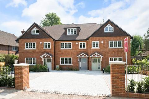 4 bedroom house for sale, Oatlands Drive, Weybridge, KT13