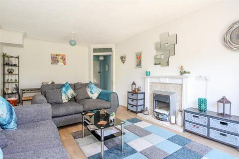 1 bedroom flat for sale, North Parade, Horsham