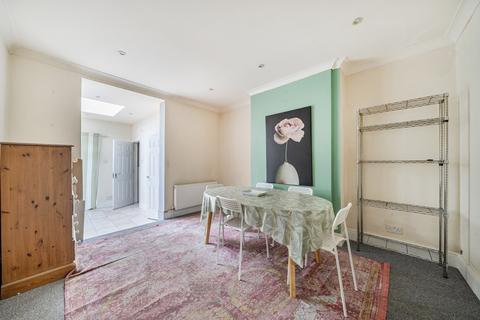 3 bedroom semi-detached house for sale, Hilliard Road, Northwood