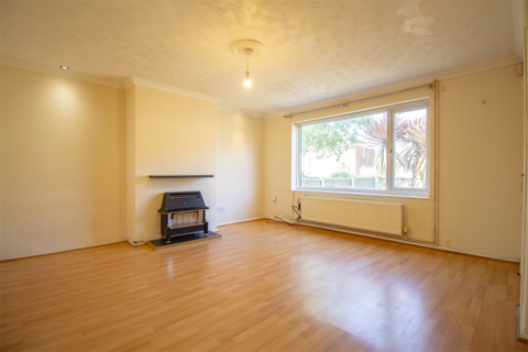 3 bedroom terraced house to rent, Listowel Crescent, Clifton, NG11
