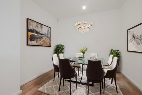 2 bedroom house to rent, at The Fairways, 226 Caddie Road M38