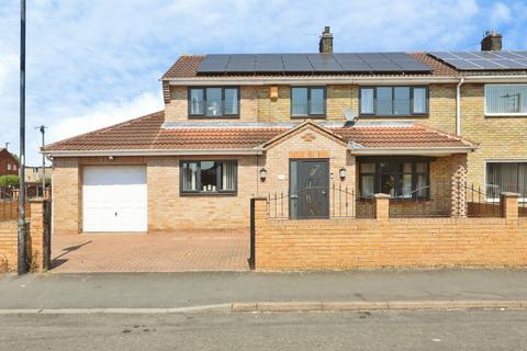 5 bedroom semi-detached house for sale, Abbey Green, Doncaster, DN7