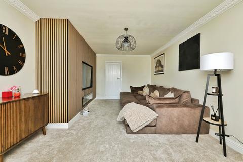 5 bedroom semi-detached house for sale, Abbey Green, Doncaster, DN7