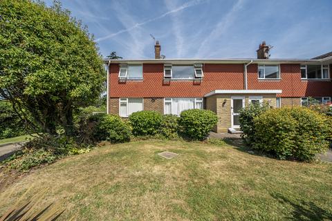 2 bedroom maisonette for sale, Fairgreen Court, Fairgreen, Barnet, EN4