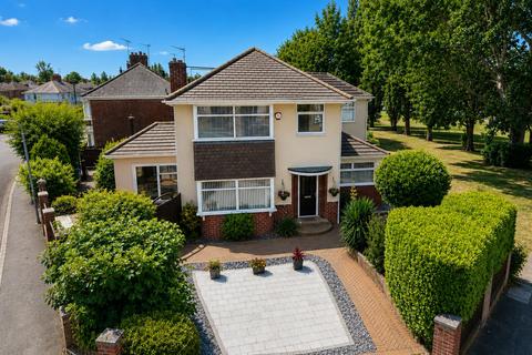 4 bedroom detached house for sale, Greens Lane, Hartburn, Stockton-On-Tees, TS18 5HP