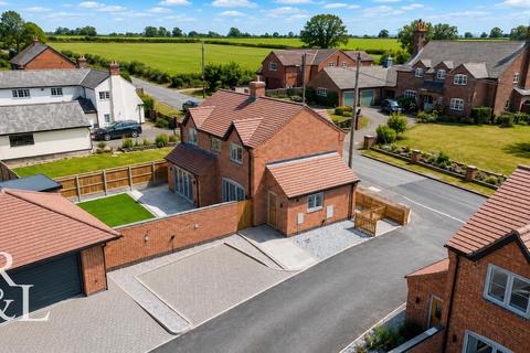 3 bedroom detached house for sale, Main Street, Snarestone, Swadlincote