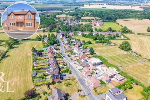 3 bedroom detached house for sale, Main Street, Snarestone, Swadlincote