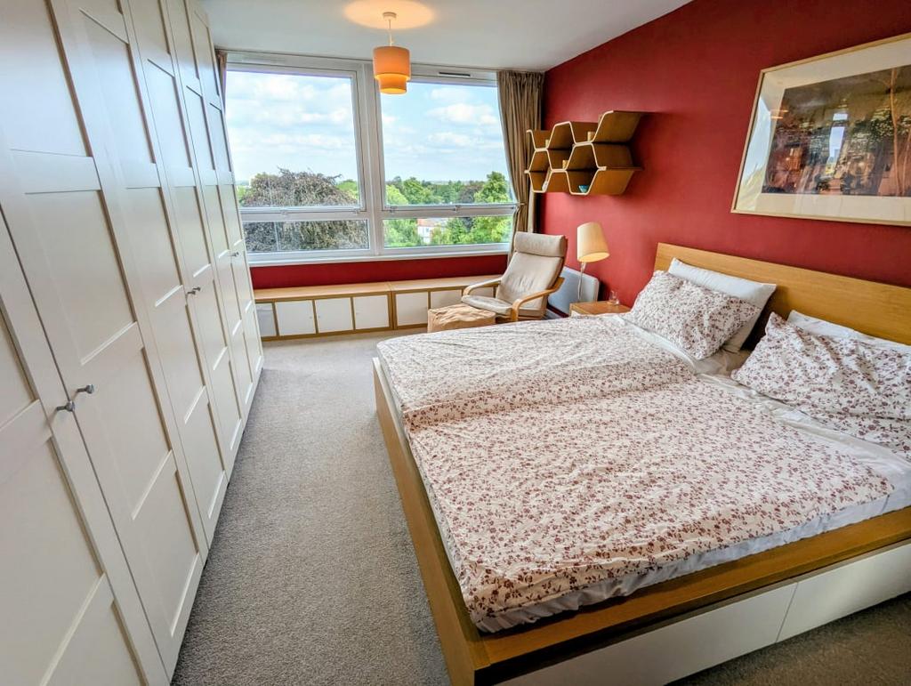 Apartment in Birmingham, West Midlands - View 3
