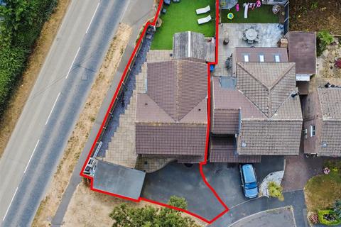 4 bedroom detached house for sale, Lancaster Walk, Spondon, Derby