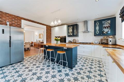 4 bedroom detached house for sale, George Way, Chatteris