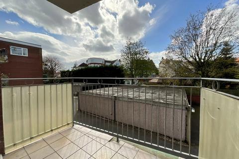 2 bedroom apartment for sale, Cambridge Road, Southport PR9