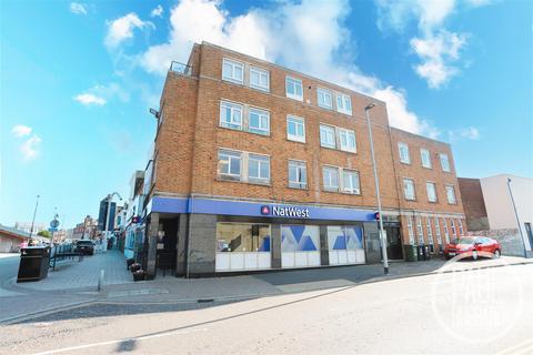 3 bedroom flat for sale, The Conge, Great Yarmouth, NR33