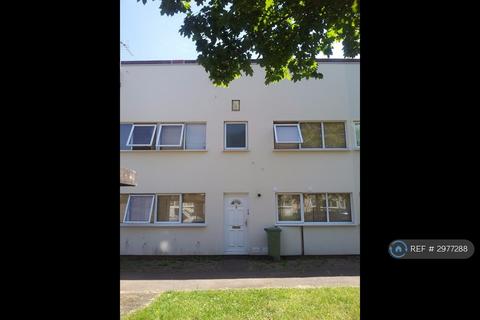 1 bedroom in a house share to rent, Tinkers Bridge, Milton Keynes, MK6