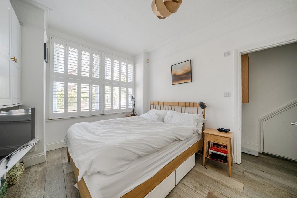 Apartment in London - View 5