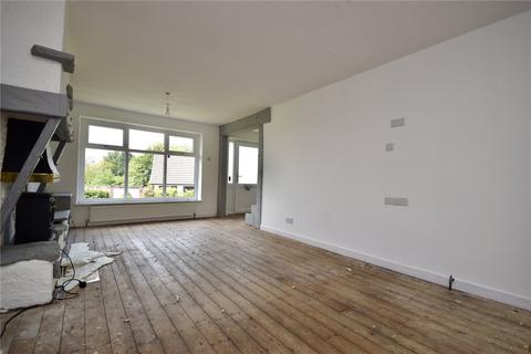 3 bedroom semi-detached house for sale, Alpine Drive, Royton, Oldham, Greater Manchester, OL2