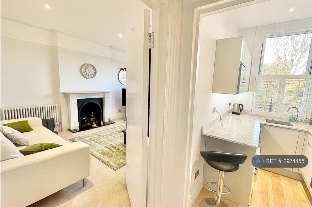 Apartment in Beckenham - View 5