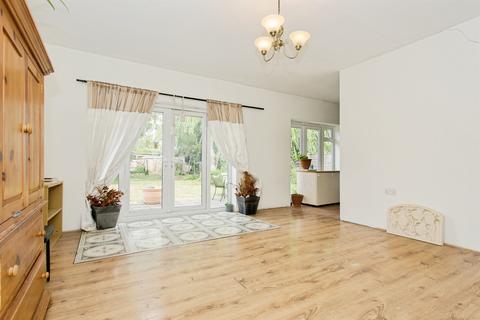 undefined, Cambridge Road, Oakington, Cambridge
