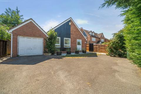 3 bedroom bungalow for sale, West Way, Oxford, Oxfordshire