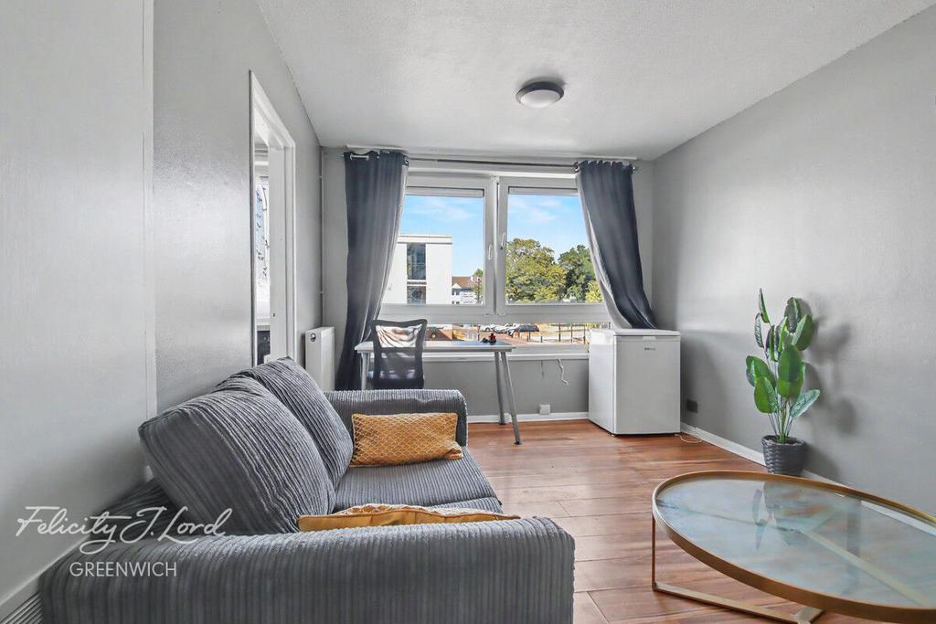 Apartment in London, Evelyn Estate, New Cross - View 2
