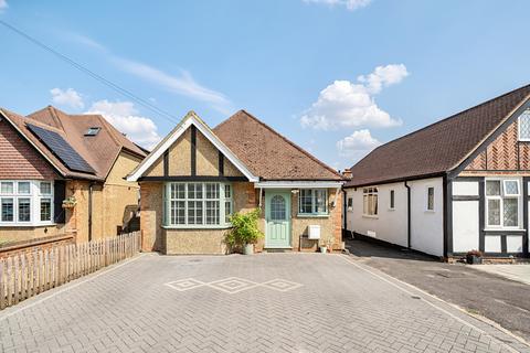 3 bedroom bungalow for sale, St. Edmunds Avenue, Ruislip
