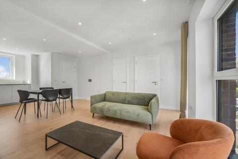 4 bedroom flat to rent, 161 Evelyn Street Deptford SE8