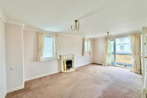 2 bedroom apartment for sale, Millbay Road, Plymouth PL1