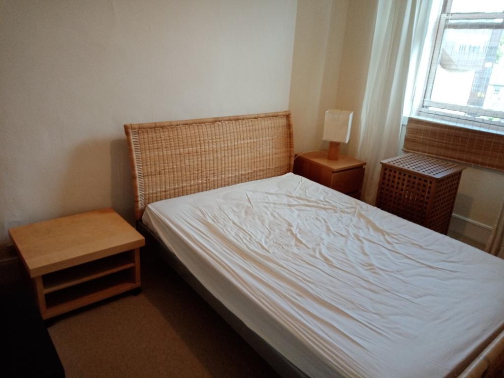 Apartment in Edinburgh, The Grange - View 6