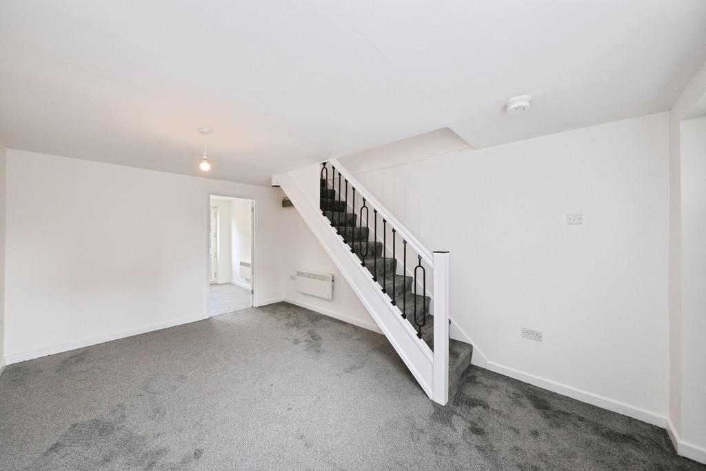 House in Gedling - View 2