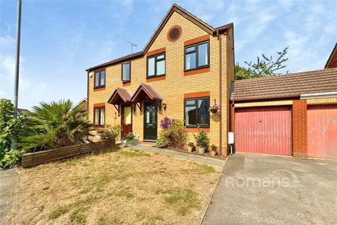 3 bedroom semi-detached house for sale, Thorburn Chase, College Town, Sandhurst