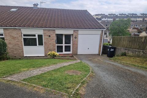 4 bedroom detached house to rent, Highfield Park Road, Launceston PL15