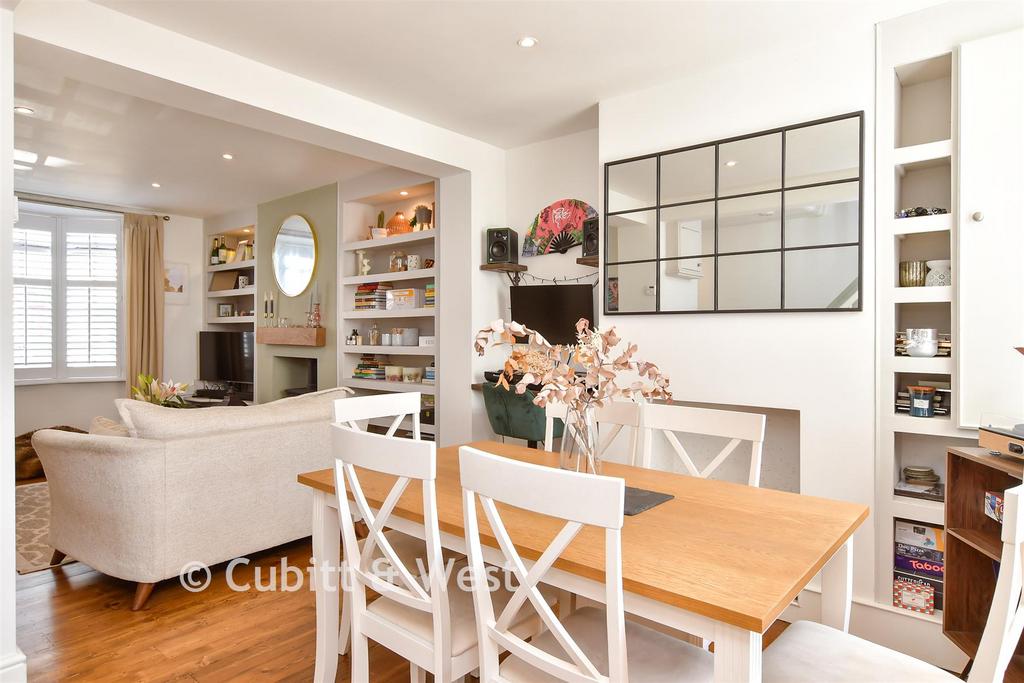 House in Brighton - View 5