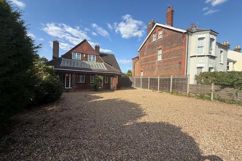 undefined, 52 Bushey Grove Road, Bushey, Hertfordshire, WD23 2JJ