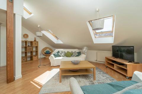 2 bedroom flat for sale, 5/2 33 Dalintober Street, Tradeston, Glasgow, G5 8JZ