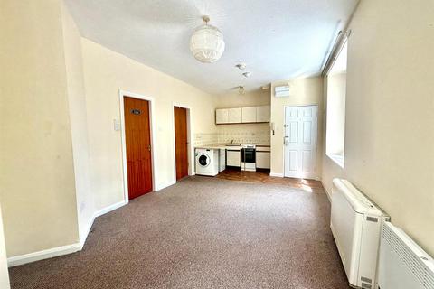 1 bedroom flat for sale, Tower Lane, Leeds
