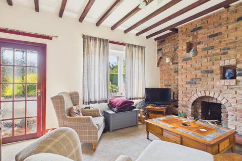 2 bedroom semi-detached house for sale, Driffield, East Riding of Yorkshire YO25