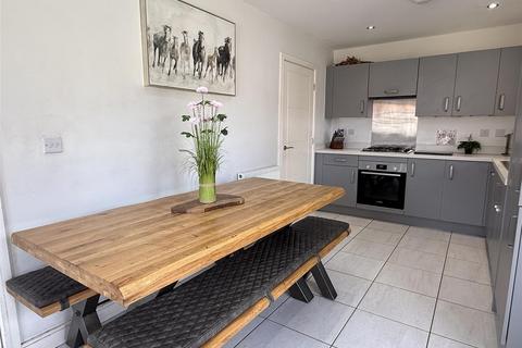 3 bedroom detached house for sale, Oak Road, Market Weighton