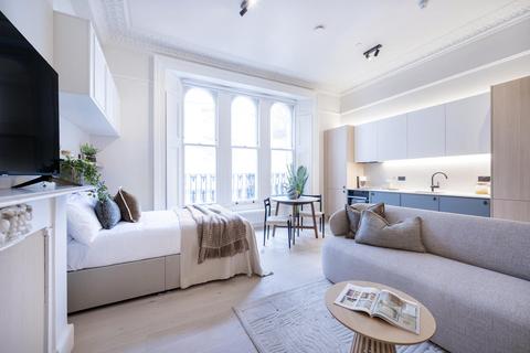 Studio to rent, Kensington Gardens Square, 32-33, London W2